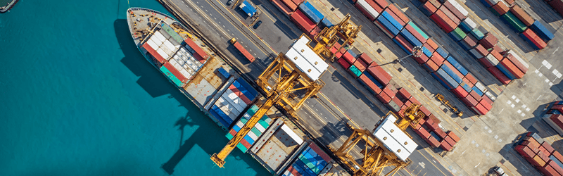 shipping container port